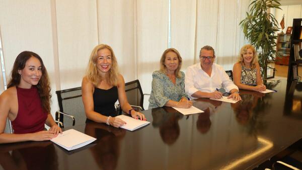El Ayuntamiento de Benidorm renueva el convenio con la Protectora y refuerza su compromiso con el bienestar animal