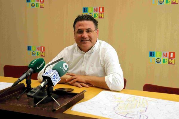 Benidorm // Movilidad amplía el número de plazas de la ‘Zona de Residentes’ al incorporar una parte de Mercasa y l’Aigüera alta