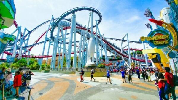 Es posible entrar gratis con niños en los parques de atracciones: estos son los requisitos 