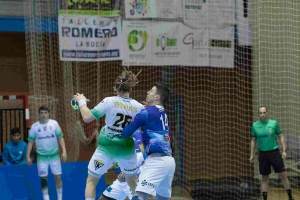 Seis jugadores no continuar&aacute;n en el Club Balonmano Benidorm 