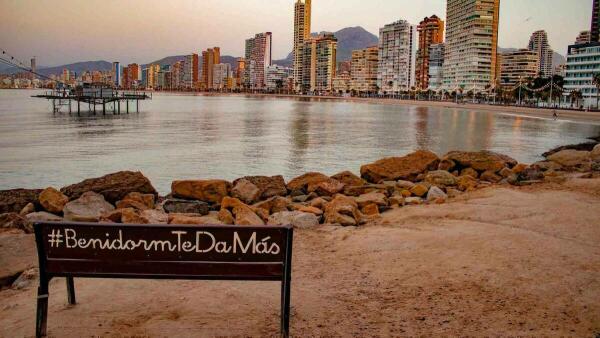 Benidorm aprueba el pago de la tercera y última remesa de bonos consumo por valor de 102.000 euros