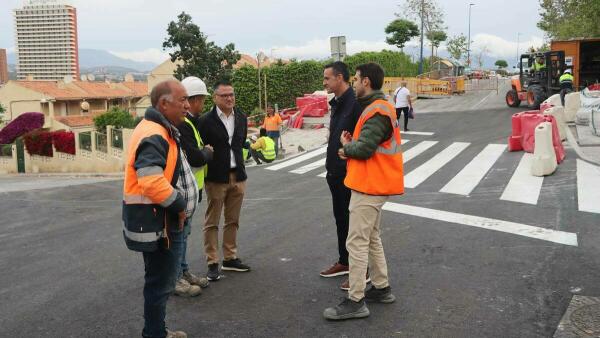 Benidorm finaliza las obras de renovación de infraestructuras hidráulicas y mejora de la escena urbana en Montecarlo y Armada Española 
