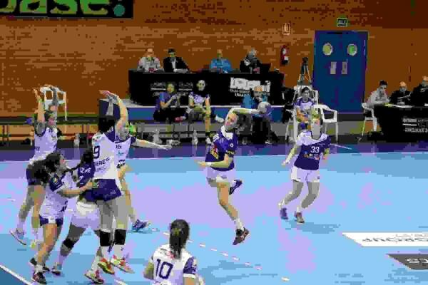 Previa BM Benidorm FEM // Las chicas de Plata se juegan el pase a la fase de ascenso 
