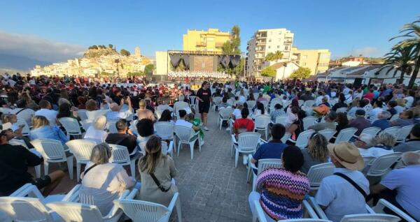 Gran éxito en el MUSICAL HISTORIARTS con la asistencia de 1.300 personas