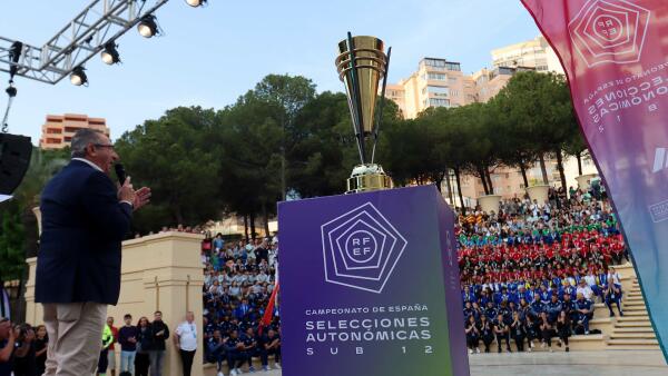 800 j&oacute;venes promesas del f&uacute;tbol nacional disputan en Benidorm el Campeonato de Espa&ntilde;a de Selecciones Auton&oacute;micas sub 12 de f&uacute;tbol 7