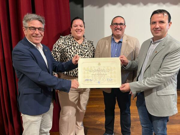 El CIM Altea recibe la insignia de la música valenciana 2024