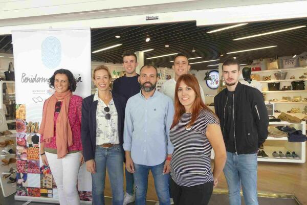  Benidorm &middot; El comercio de la Avenida del Mediterr&aacute;neo se interesa por el proyecto y el inicio de las obras