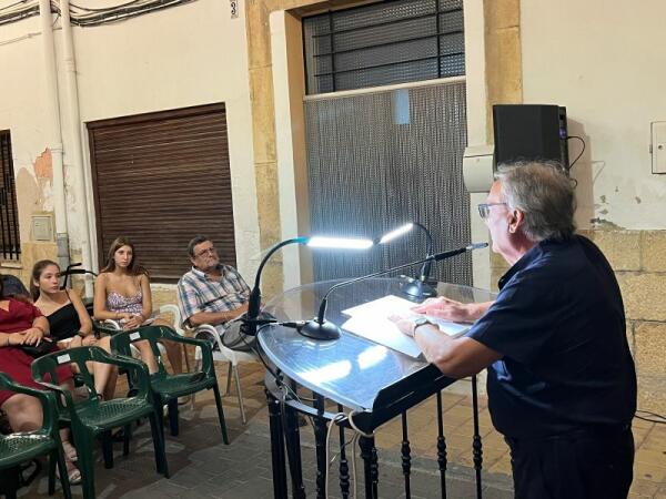 El poemario “La paraula i el Gest” se presentó en el XX Poesia al Carrer