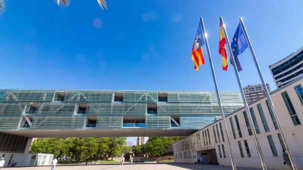 El pleno del 9 d’Octubre cambia de ubicación y se traslada al Salón de Actos del Ayuntamiento 