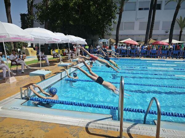 Más de 300 participantes en el XXIV Memorial de Natación Juan Fuster Zaragoza