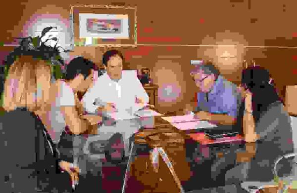 Convenio del Ayuntamiento de Finestrat y el &lsquo;CF Uni&oacute; Esportiva Finestrat&rsquo; para promover el f&uacute;tbol base 