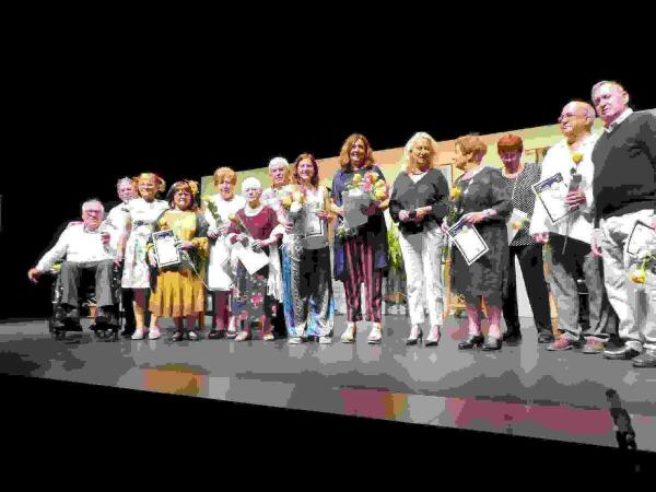 La Nuc&iacute;a &middot; El Grupo de Teatro de la 3&ordf; Edad estren&oacute; &ldquo;El t&iacute;o de Am&eacute;rica&rdquo;  