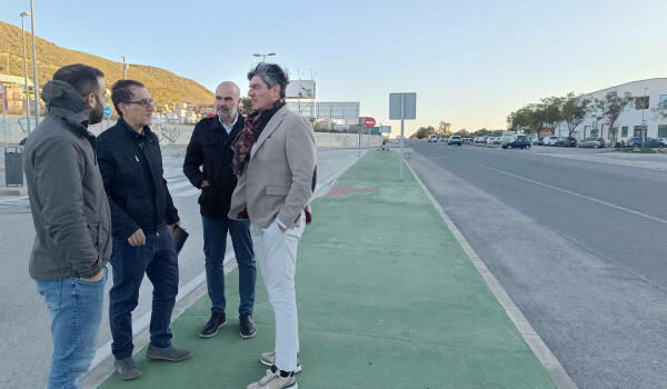 El Ayuntamiento de Villajoyosa firma el inicio de obra de la nueva rotonda del PP 33-Talaies que mejorar&aacute; la seguridad vial 