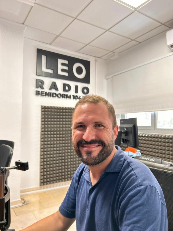 Javier Jordá: “Tanto el Benidorm de fútbol como el de balonmano tienen como objetivo el ascenso ” 