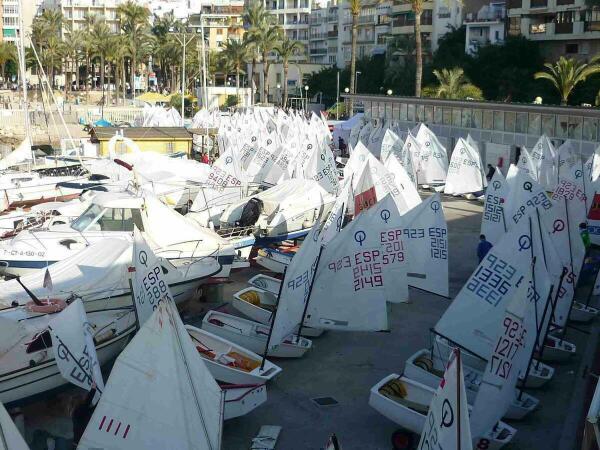 La Vela Ligera abre el primer fin de semana de las Navidades N&aacute;uticas de Benidorm