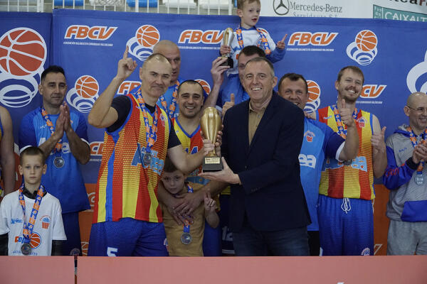 El Bàsquet Altea campeón en casa de la Copa Senior Masculino Autonómico