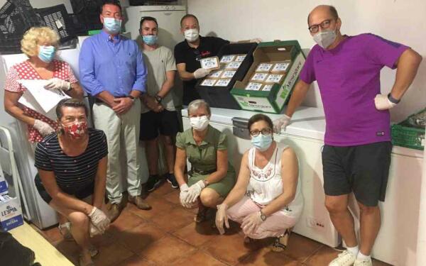 Los Masones y el restaurante indio Sarita colaboran con el Banco de Alimentos de l&rsquo;Alf&agrave;s del Pi.