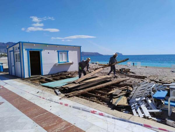 Comienzan las obras de la renovación integral de la biblioplaya de l’Albir