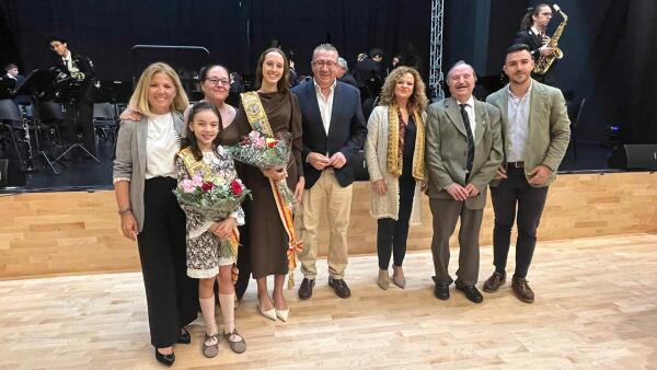 La Unión Musical y la rondalla de la ACR La Barqueta ofrecen sus conciertos con motivo de la Semana Cultural de Festes Majors Patronals