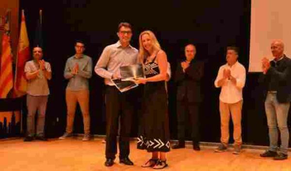 V&iacute;ctor Teuler P&eacute;rez gana el XIX Concurso de M&uacute;sica de Benidorm 