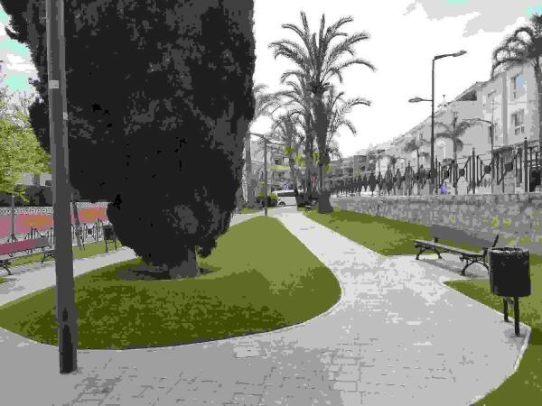 La Nucía renueva el jardín de la Avenida Altea tras invertir 20.000 € 
