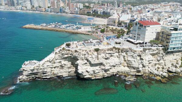 Benidorm inicia la licitaci&oacute;n del contrato para la renovaci&oacute;n del alumbrado del acantilado del Castell 