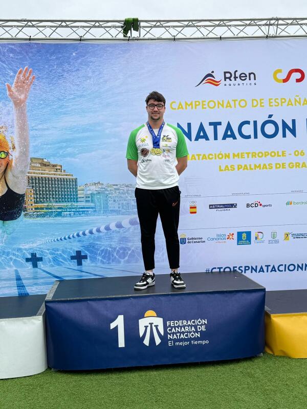 Miguel Bou gana 2 oros en los Nacionales de Nataci&oacute;n de Fondo