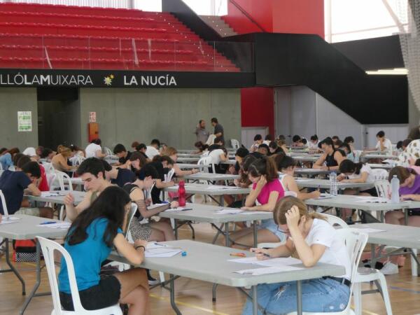 Los exámenes de la PAU 2022 finalizaron ayer en el Pabellón Muixara