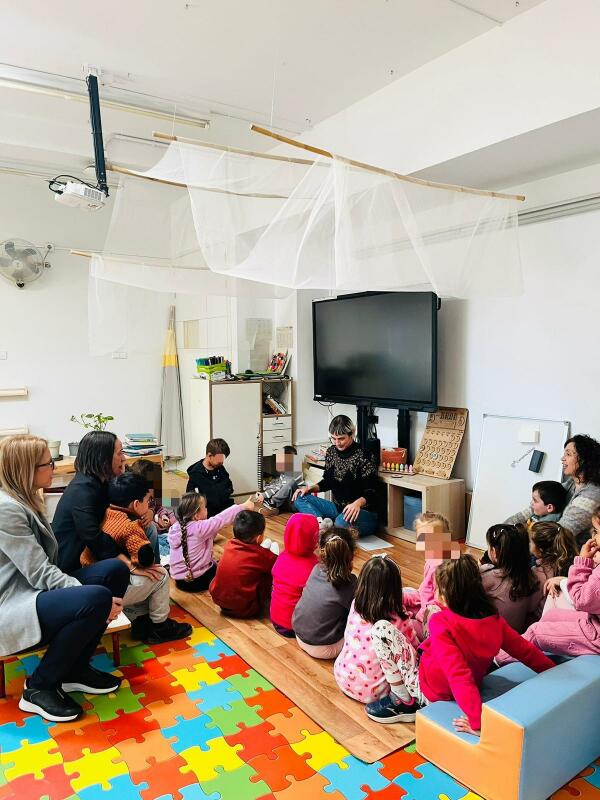 Finestrat se suma al 25N con talleres de expresión artística y coeducación en las aulas de los centros educativos