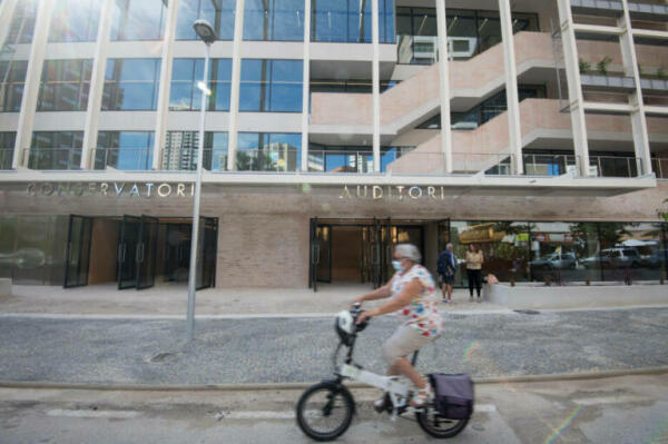 Benidorm licita la limpieza y mantenimiento del centro cultural: 400.000 euros anuales 