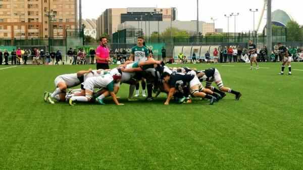 Huesitos La Vila Rugby Club gana en Valencia y jugará la final en Las Rozas frente a Industriales. 