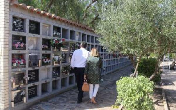 Benidorm amplía de lunes a viernes el horario de apertura del cementerio Sant Jaume