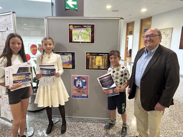 Ainoa Trufin gana el concurso de dibujo infantil de &ldquo;Festes de Sant Vicent&rdquo;