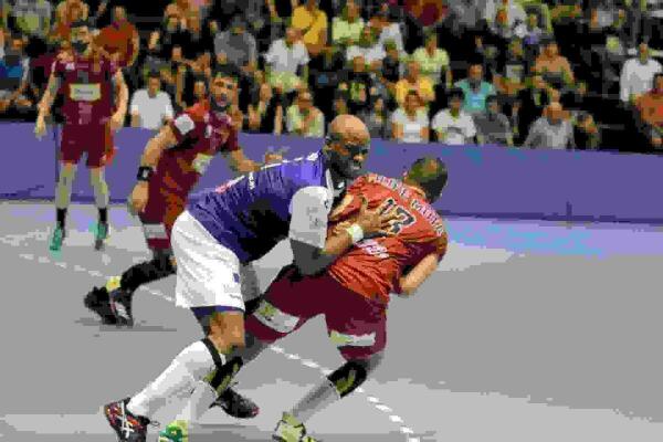 El Balonmano Benidorm quiere traerse dos puntos de Huesca