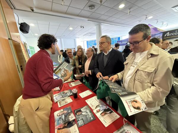 210 estudiantes del Instituto visitaron la VIII Feria Ori&eacute;ntate