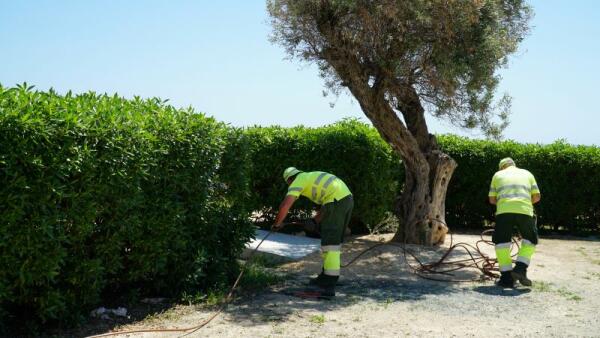 El Ayuntamiento de la Vila Joiosa inicia los trabajos de sustitución del sistema de riego del parque de la Tellerola