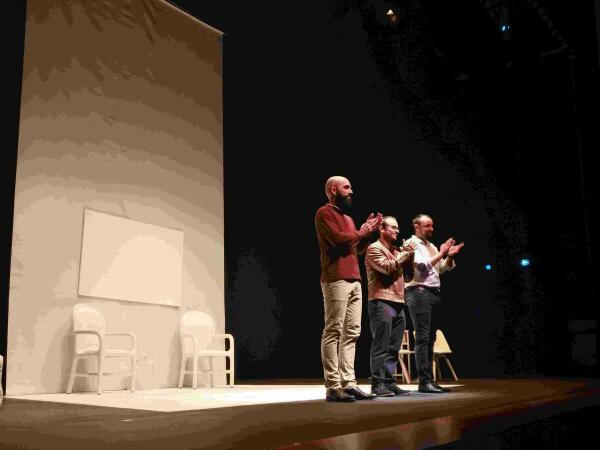 La Nucía · El público de l´Auditori disfrutó de la comedia “Arte” 