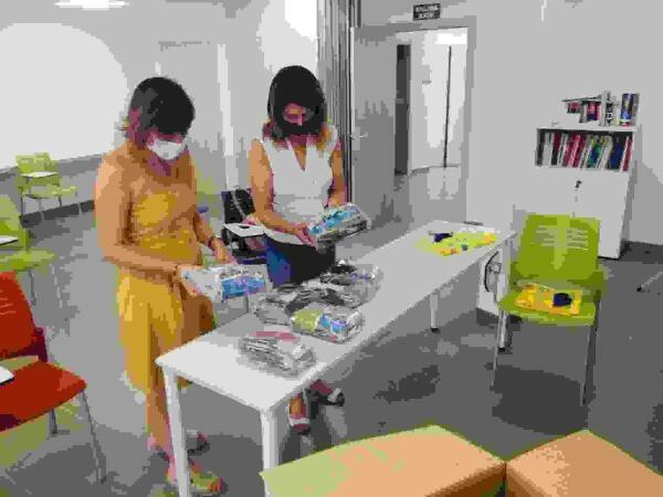 EL AYUNTAMIENTO ENTREGA 1650 MASCARILLAS INFANTILES A LOS ALUMNOS DE LOS CENTROS EDUCATIVOS DE INFANTIL Y PRIMARIA DE FINESTRAT