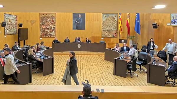 M&oacute;nica G&oacute;mez: &ldquo;La agresividad e insultos del grupo socialista en los plenos desprestigian a la instituci&oacute;n&rdquo;