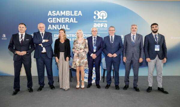 Más de 300 empresarios se unen en el IV Encuentro Provincial de Empresa Familiar 