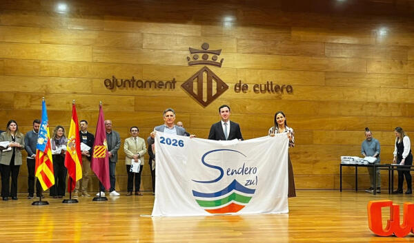Villajoyosa recibe los galardones de sus dos Senderos Azules que reafirman su apuesta por el patrimonio natural