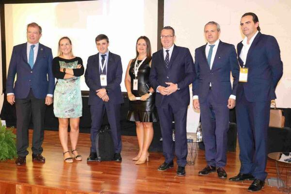 Expertos de todo el pa&iacute;s analizan en Benidorm los retos y desaf&iacute;os de los destinos tur&iacute;sticos inteligentes 