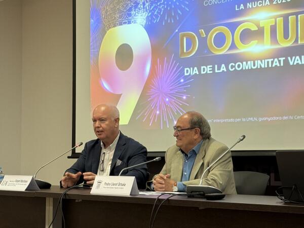 Vicent Martines profundizó sobre “l’origen dels valencians”