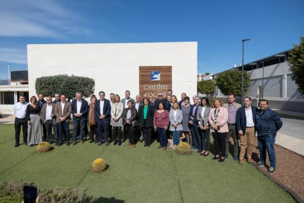 Los 18 municipios de la Marina Baixa firman en l’Alfàs el Pacto Territorial por el Empleo 