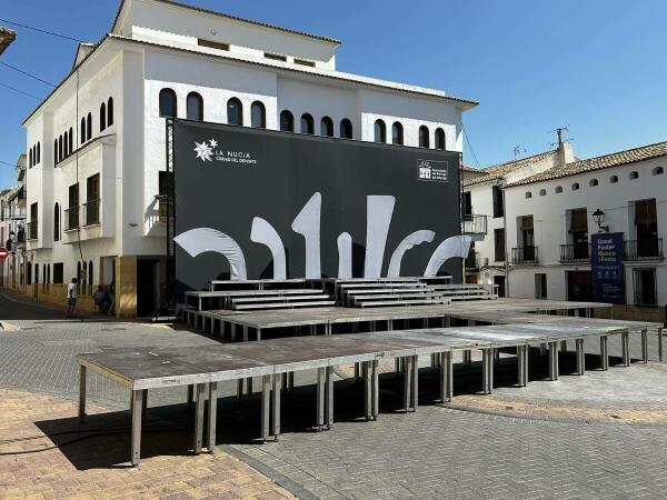 Andrea Jumilla se convertirá mañana en la 52ª reina de “les Festes d’Agost”   