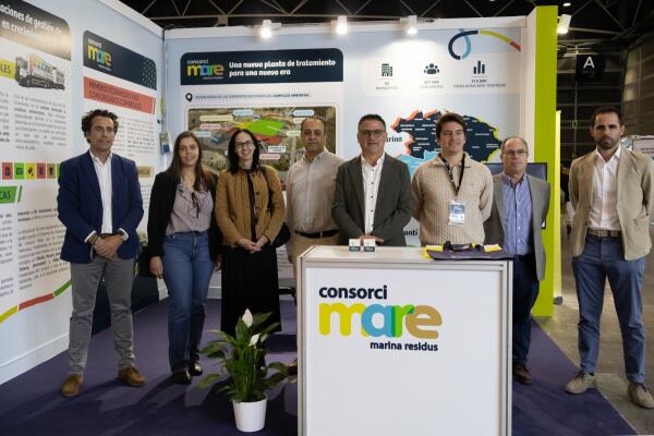 El Consorci Mare implanta 27 contenedores de aceite usado en la Vila Joiosa   