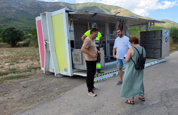El uso de ecoparques m&oacute;viles crece en Beniarbeig y Parcent