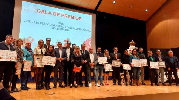 Taima Artesanía, hotel Don Pancho y Mia Social Club, ganadores del Concurso Escaparatismo Navideño