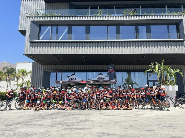 115 bikers en el IV Campus de Mtb de Carlos Coloma 