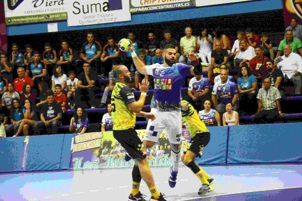 El Balonmano Benidorm recibe a un enrachado Bidasoa Ir&uacute;n
